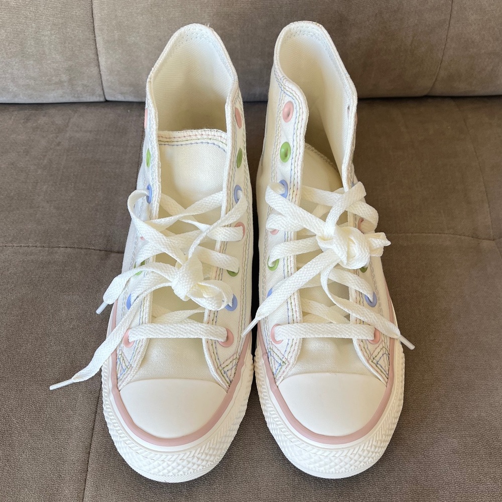NIB - Chuck Taylor All Star High Top Sneaker